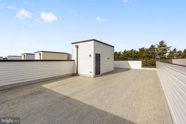 2550 NEABSCO COMMON PL, Woodbridge, VA 22191