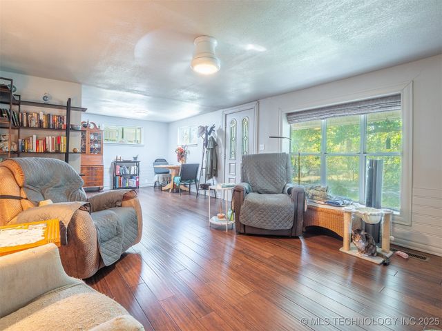 535 E Rock Avenue, Mcalester, OK 74501