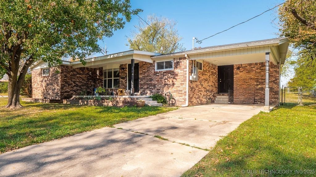 535 E Rock Avenue, Mcalester, OK 74501