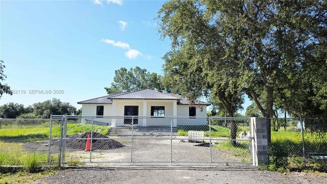430 Bald Cypress Ave, Clewiston, FL 33440