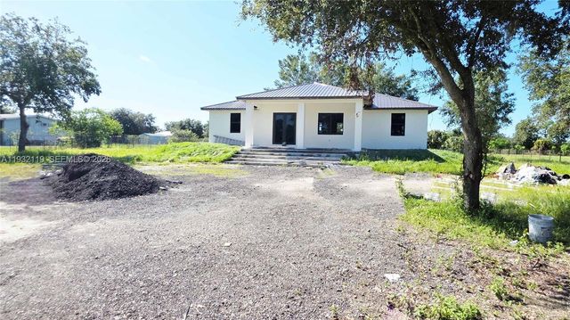 430 Bald Cypress Ave, Clewiston, FL 33440