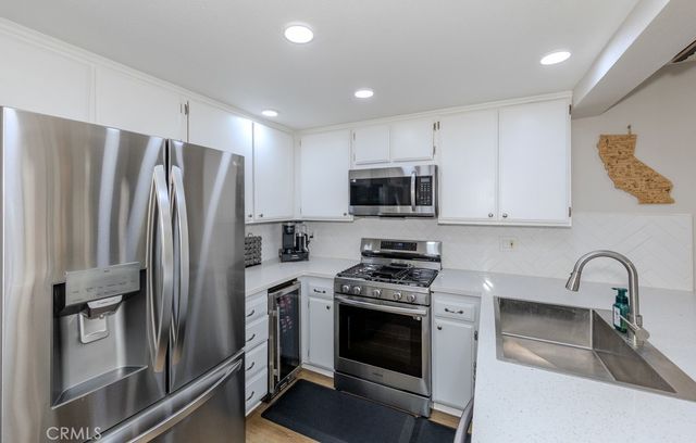 6597 E Camino Vista 2, Anaheim Hills, CA 92807