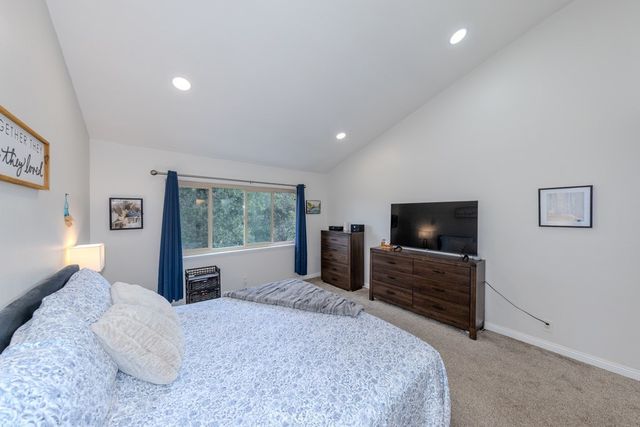 6597 E Camino Vista 2, Anaheim Hills, CA 92807