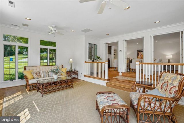 911 RAIL CT, Mclean, VA 22102