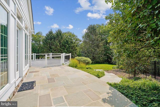 911 RAIL CT, Mclean, VA 22102