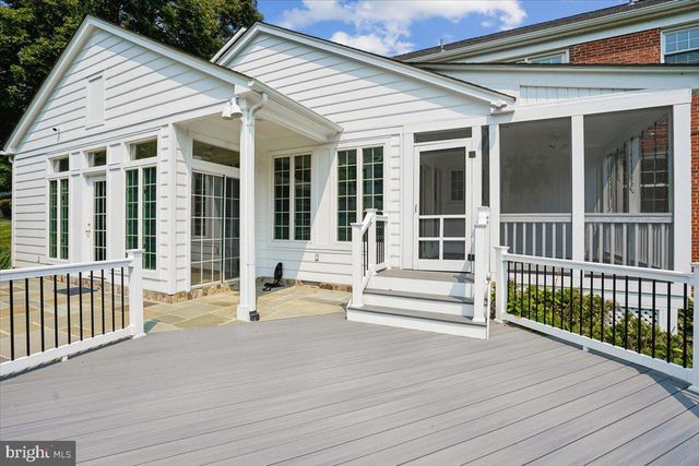 911 RAIL CT, Mclean, VA 22102
