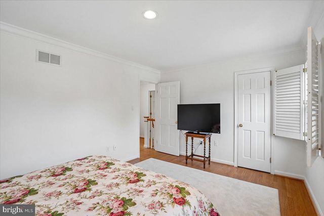 911 RAIL CT, Mclean, VA 22102