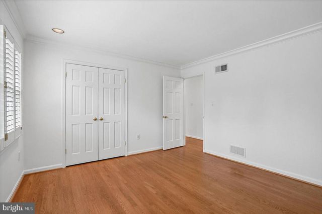 911 RAIL CT, Mclean, VA 22102