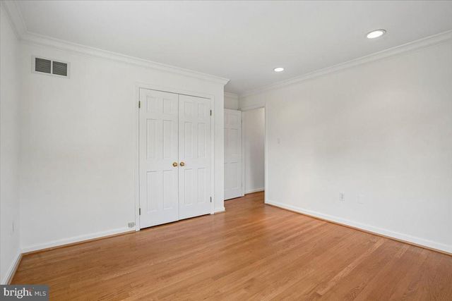 911 RAIL CT, Mclean, VA 22102