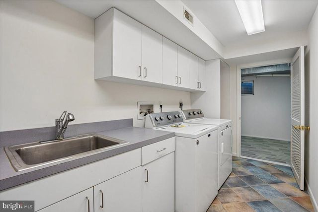 911 RAIL CT, Mclean, VA 22102