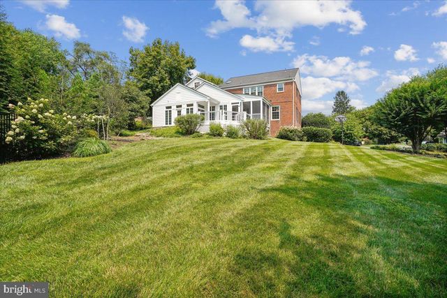911 RAIL CT, Mclean, VA 22102