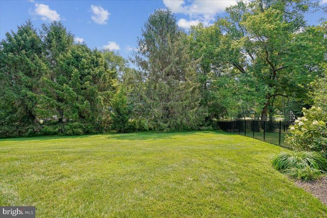 911 RAIL CT, Mclean, VA 22102