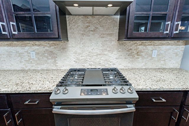 6401 COBBLE CREEK DR, Columbia, MO 65201