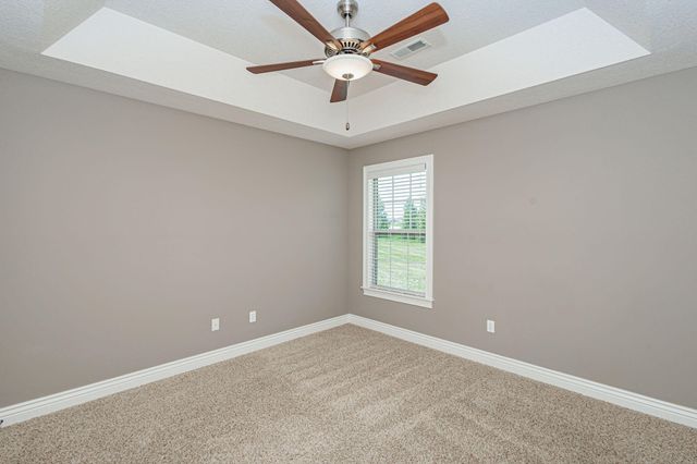 6401 COBBLE CREEK DR, Columbia, MO 65201