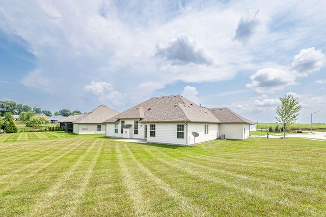 6401 COBBLE CREEK DR, Columbia, MO 65201