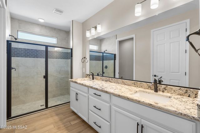 9813 E Miller Peak Trail, Tucson, AZ 85747