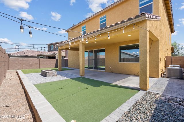 9813 E Miller Peak Trail, Tucson, AZ 85747