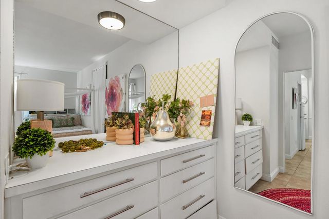 46700 Mountain Cove Drive 5, Indian Wells, CA 92210