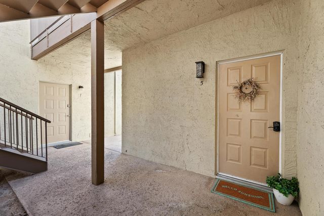 46700 Mountain Cove Drive 5, Indian Wells, CA 92210