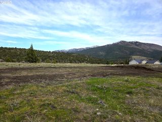 Elkview Dr, Canyon City, OR 97820