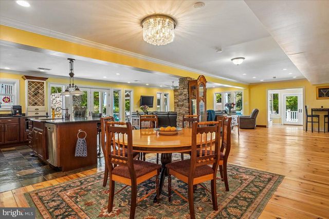 6428 WEEMS AVE, Tracys Landing, MD 20779