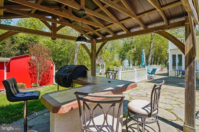 6428 WEEMS AVE, Tracys Landing, MD 20779