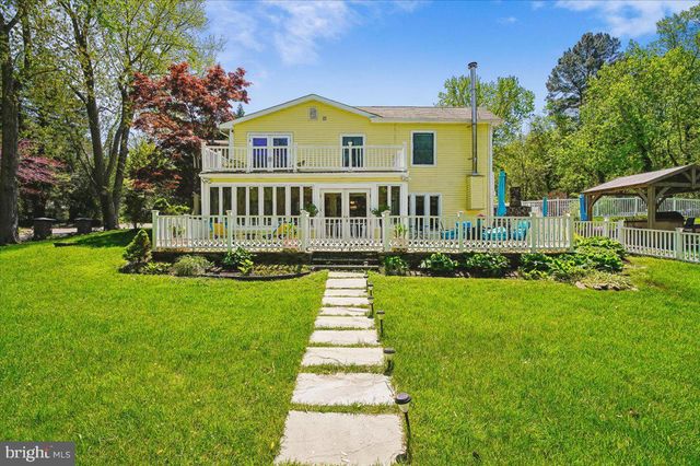 6428 WEEMS AVE, Tracys Landing, MD 20779