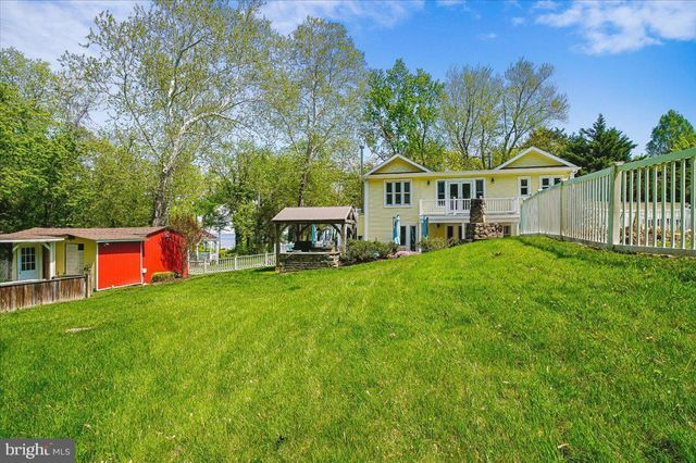 6428 WEEMS AVE, Tracys Landing, MD 20779