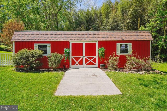 6428 WEEMS AVE, Tracys Landing, MD 20779