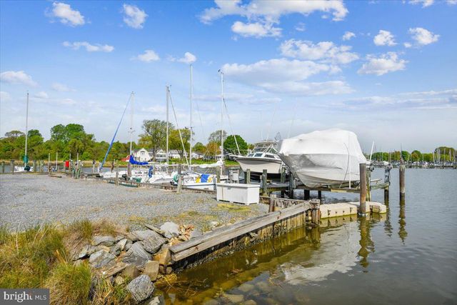 6428 WEEMS AVE, Tracys Landing, MD 20779