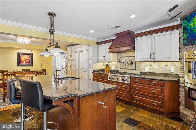 6428 WEEMS AVE, Tracys Landing, MD 20779