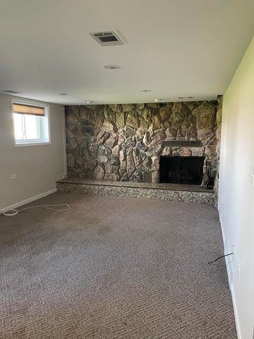 60000 Romeo Plank Road, Ray, MI 48096