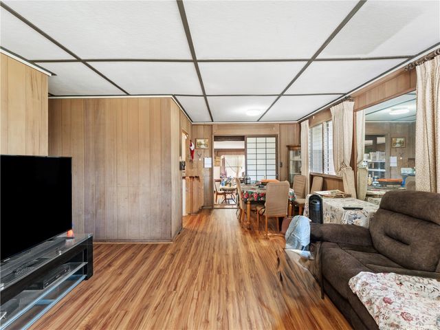 86-48 Hoaha Street, Waianae, HI 96792