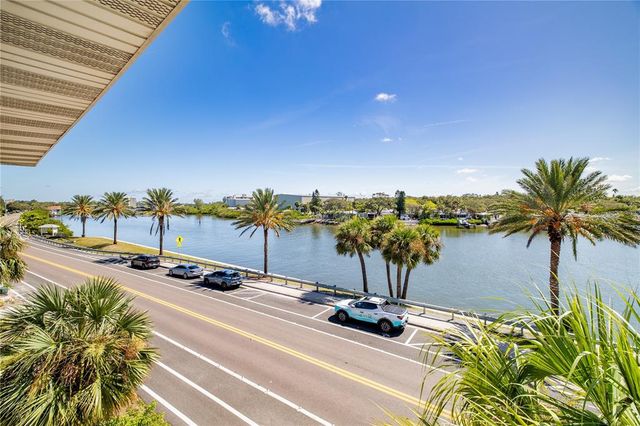 44 GULF BOULEVARD 204, Indian Rocks Beach, FL 33785