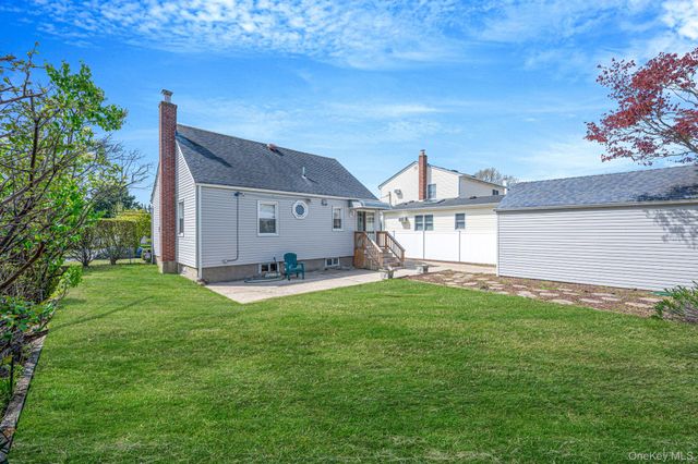 216 Doris Avenue, North Bellmore, NY 11710