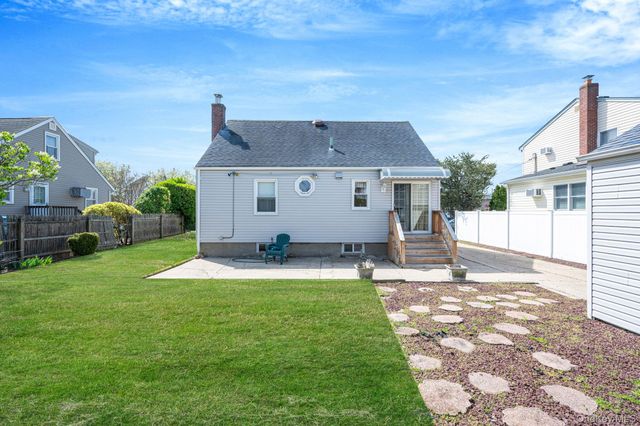216 Doris Avenue, North Bellmore, NY 11710