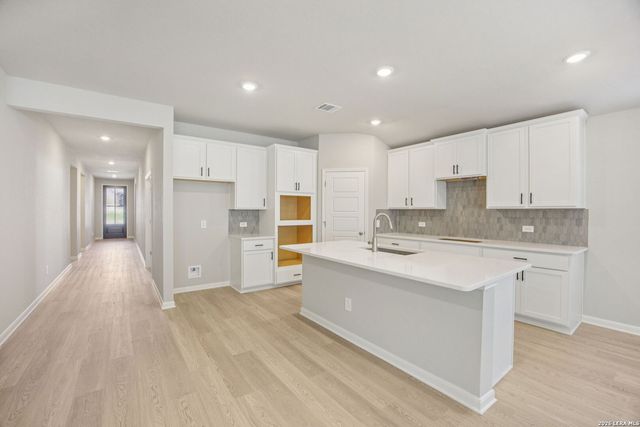 1428 Arcas Way, San Antonio, TX 78245