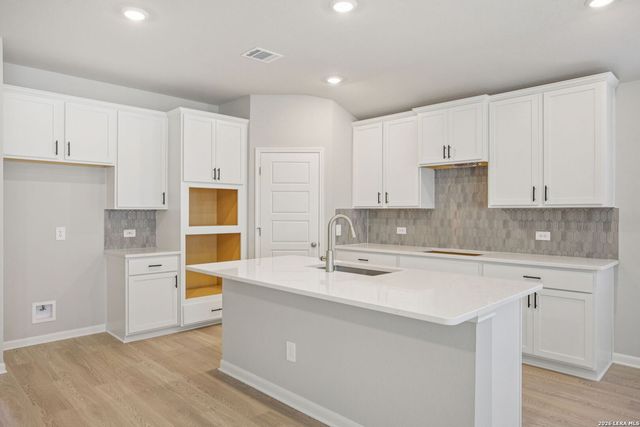 1428 Arcas Way, San Antonio, TX 78245