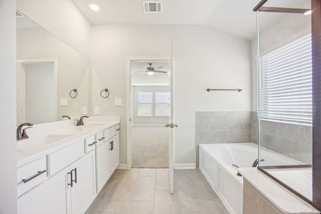 1428 Arcas Way, San Antonio, TX 78245