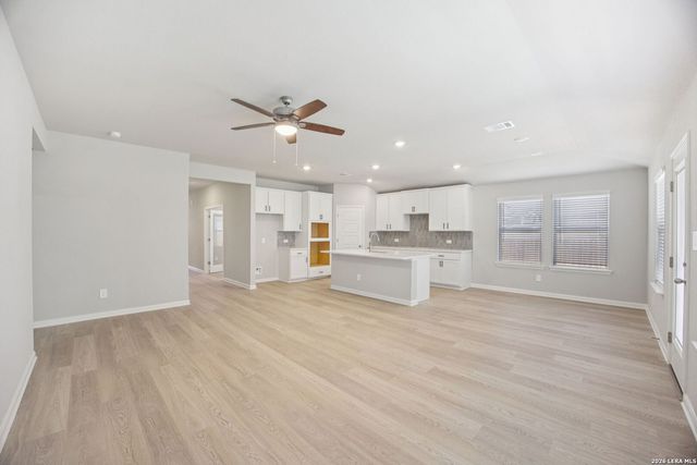 1428 Arcas Way, San Antonio, TX 78245