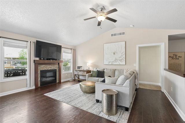 175 SE Stone Prairie Drive, Waukee, IA 50263