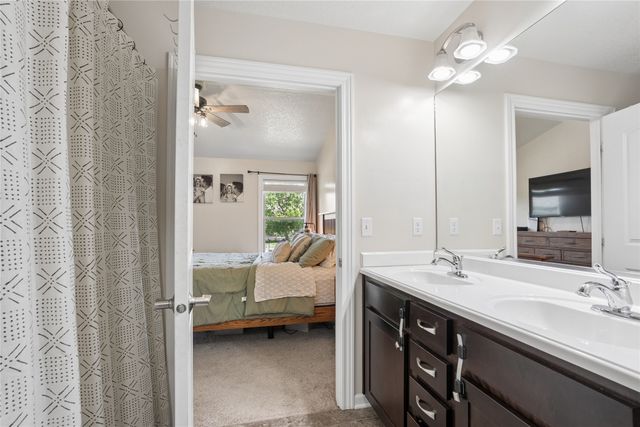 175 SE Stone Prairie Drive, Waukee, IA 50263