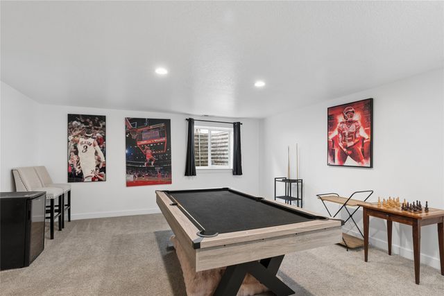 175 SE Stone Prairie Drive, Waukee, IA 50263