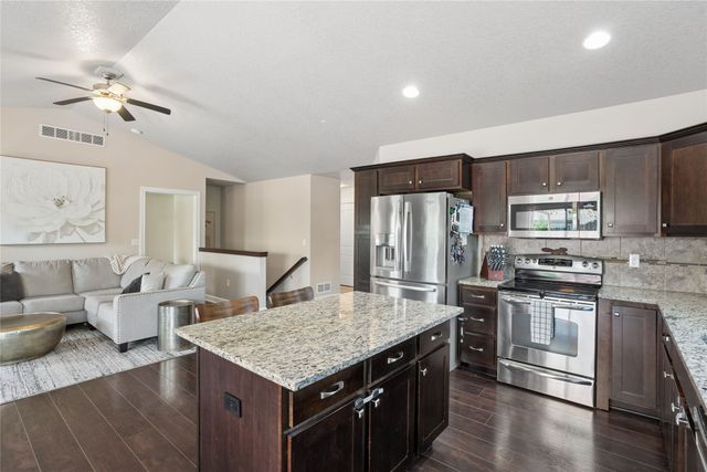 175 SE Stone Prairie Drive, Waukee, IA 50263