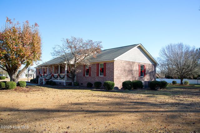 347 Stewart Circle, Whiteville, NC 28472