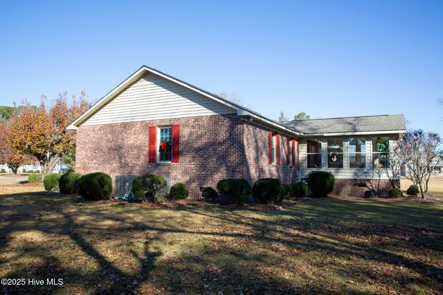 347 Stewart Circle, Whiteville, NC 28472