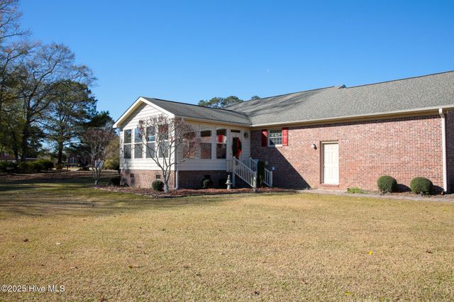 347 Stewart Circle, Whiteville, NC 28472