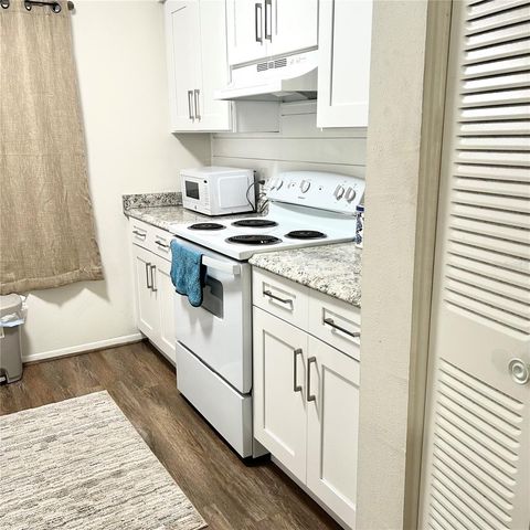 7531 PITCH PINE CIRCLE 197, Tampa, FL 33617