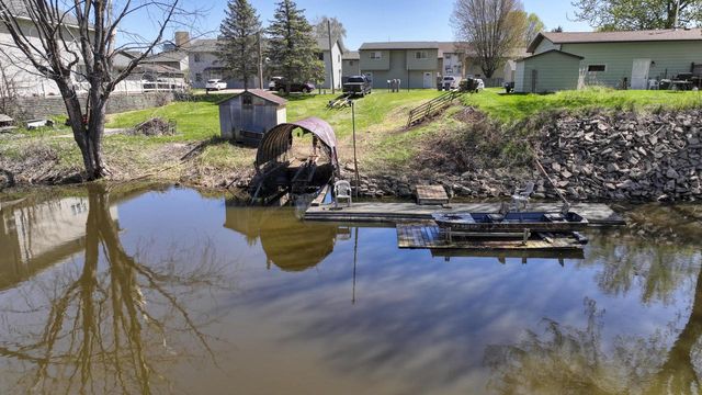 1920 FANELL DRIVE, La Crosse, WI 54601