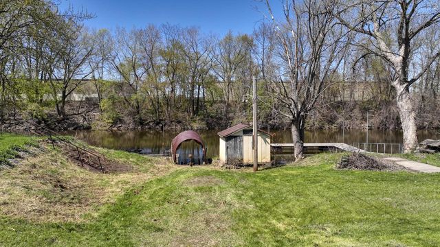 1920 FANELL DRIVE, La Crosse, WI 54601